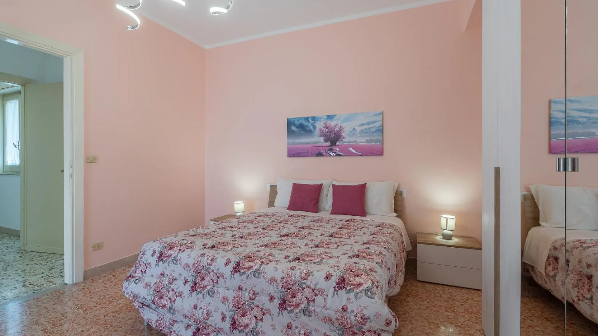 Apartment Casa Jerone - City Center Syracuse Italy